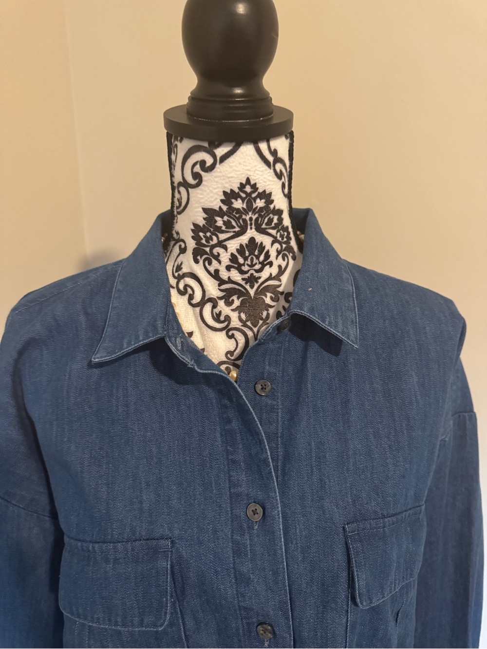 Loft Denim Button-Up Cropped Shirt NWT - Picture 2 of 3